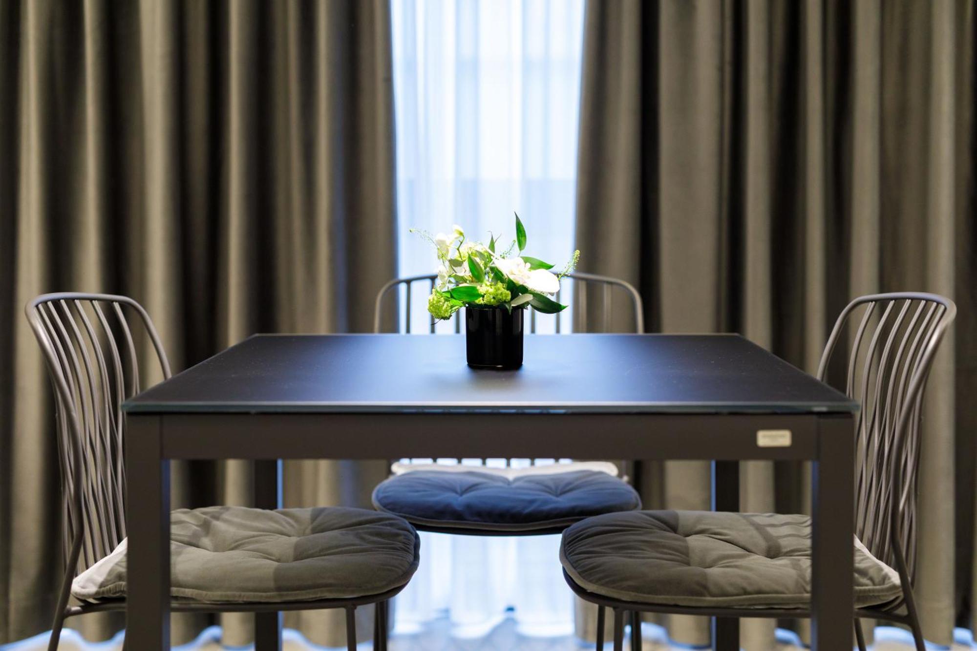 Old Town Snail Design Apartments Букурещ Екстериор снимка